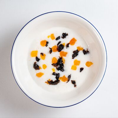 Рисовая каша с черносливом и курагой в Алёнка по цене 300 ₽