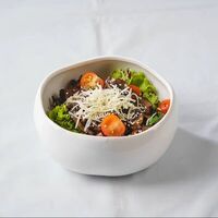 Тёплый салат с говядиной в Фабрика