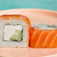 Ролл Филадельфия в Sushi Street