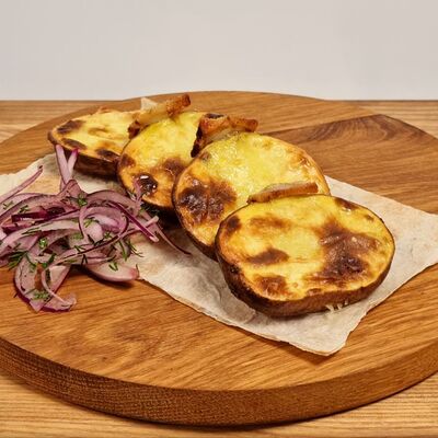 Картофель с салом на мангале в Золотая вилка по цене 280 ₽