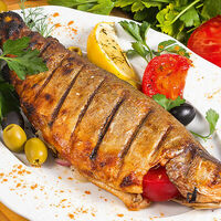 Форель на мангале в Мушмула