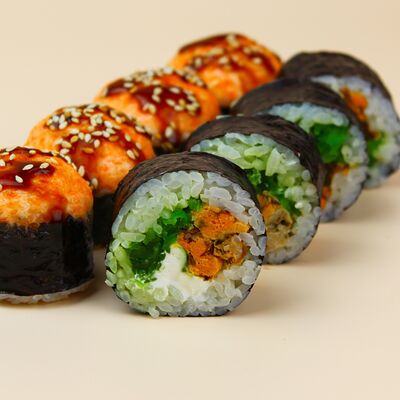 Бомбочка в Суши Сэгун и роллы по цене 698 ₽