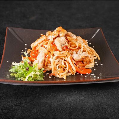 Удон с курицей в Yo!Bento по цене 365 ₽
