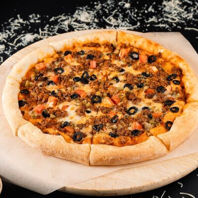 Пицца Мясная в РАХАТ по цене 830 ₽