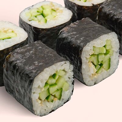 Ролл Огурец в Суши-Box по цене 280 ₽