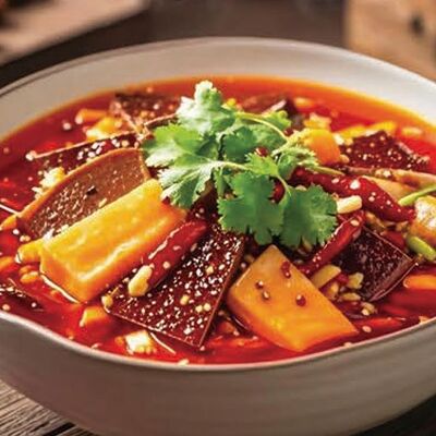 B60 Говяжьи потроха по-сычуаньски в Charlie tea по цене 1580 ₽