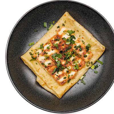 Блинчик с жареной брынзойв Мистер лим по цене 310 ₽