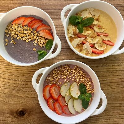 Фруктовые каши на выбор в Breakfast по цене 325 ₽