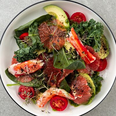 Салат с крабом и грейпфрутом в Hive по цене 1690 ₽