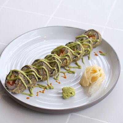 Темпура ролл с печеным перцем в Кукумбер по цене 390