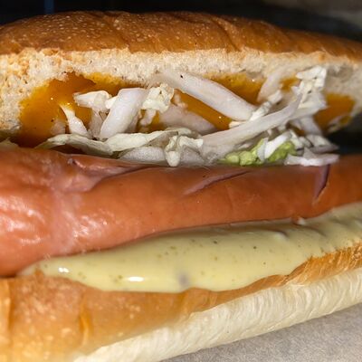 Огуречно-медовый хот-дог в Sunday по цене 150 ₽