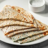 Кутаб с сыром и зеленью в Чайхана Баранжар