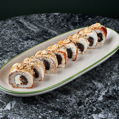 Угорь с вешенками и сливочной карамелью в Суши в бутылке по цене 820 ₽