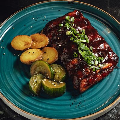 Ребра BBQв Look lounge по цене 890 ₽