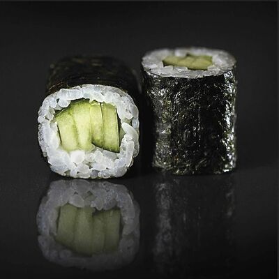 Ролл Огурец в Настроение есть по цене 175 ₽