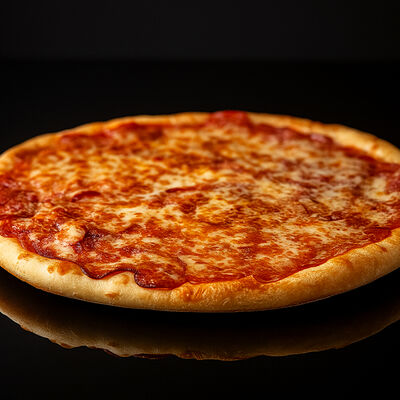 Ячетыре колбаски Пицца 32 в Фабрика кухня Пицца по цене 835 ₽