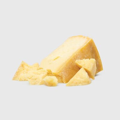 Сыр пармезан в Додома по цене 119 ₽