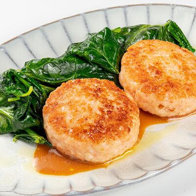 Крабовые котлеты со шпинатом и соусом мисо в Miss you по цене 1800 ₽