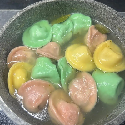 Пельмени в Елки Холл по цене 199 ₽