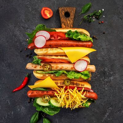 Хот-дог Датский с говяжьей сосиской в 7 небо по цене 310 ₽