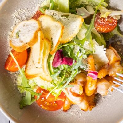 Салат Цезарь с креветками в The Best Burger по цене 590 ₽