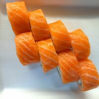 Филадельфия в MAGURO SUSHI