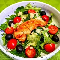 Салат грин с курицей в Вкус Кореи