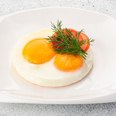 Глазунья из 2-х яиц в Трикатель по цене 129 ₽