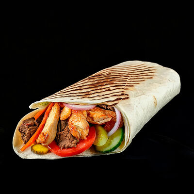 Шаурма микс средняя в Турецкая шаурма по цене 400 ₽