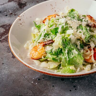 Цезарь с креветками в Torro Grill по цене 720 ₽