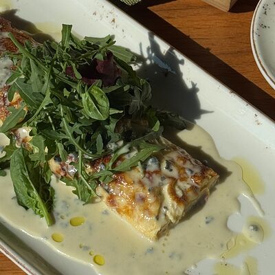 Омлет сырный с трюфельной пастой в MeatBarrique по цене 740 ₽