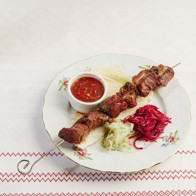 Шашлык из свинины в Трактиръ Кадриль по цене 715 ₽