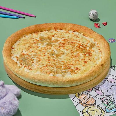 Пицца Четыре сыра 30 см в Dostaевский по цене 631 ₽