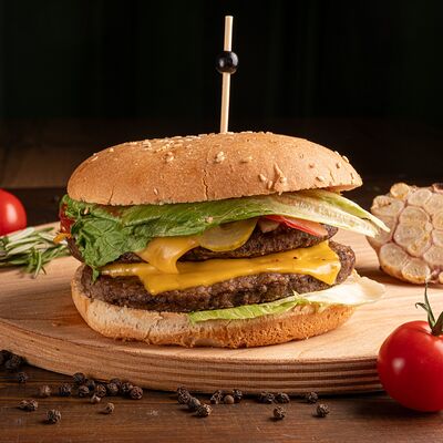 Дабл Чизбургер в НОВО ПИЦЦА по цене 429 ₽