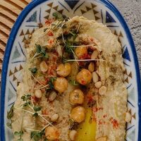 Хумус в Yiayia-ЯЯ