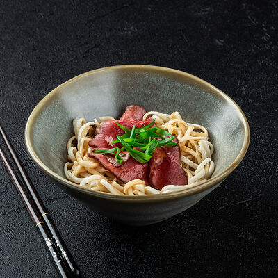 Удон с говядиной терияки в Сан Суши - Пицца по цене 349 ₽