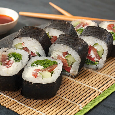 Ясай Маки в Yorokobi по цене 320 ₽