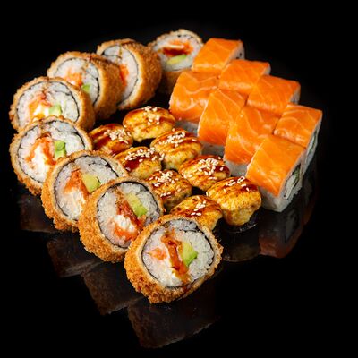 Сет Хит в Big Sushi Premium по цене 2240 ₽