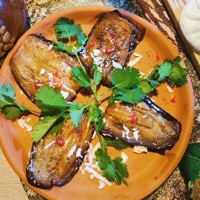 Баклажаны с творожно-сырной начинкой в Мераль по цене 450 ₽