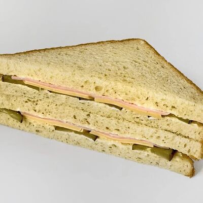 Сэндвич с ветчиной в Привет, Десерт! по цене 245 ₽