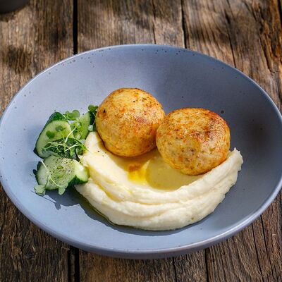 Рыбные котлеты с пюре в Двор Помидор по цене 770