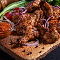 Крылышки и Куриное Филев Паприка