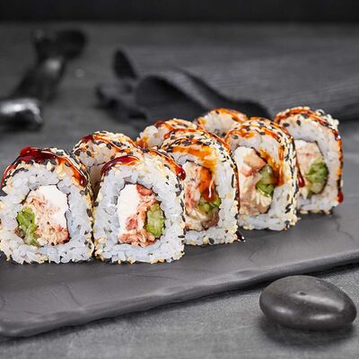 Калифорния унаги в кунжуте в Суши Мастер по цене 299 ₽
