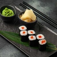 Маки Лосось в Sushi City