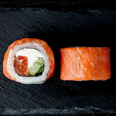 Ролл Сансейв Hot Pizza по цене 800 ₽