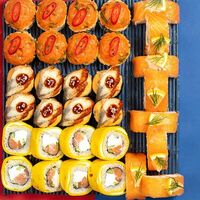 Сет Хит в Sekai Суши