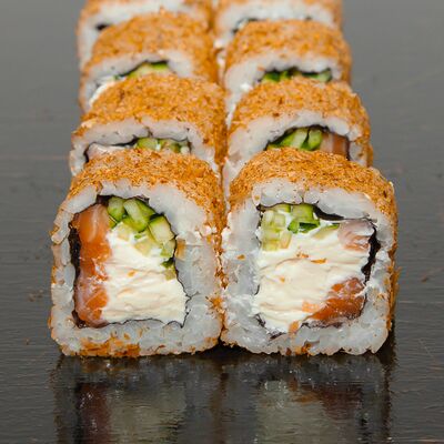 Ролл Бонито с угрем в Toto Sushi по цене 439 ₽