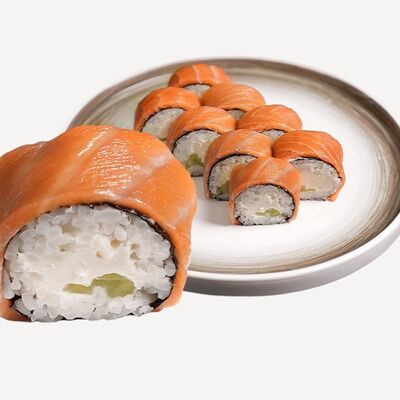 Филадельфия Black в SushiDen по цене 3600 ₸