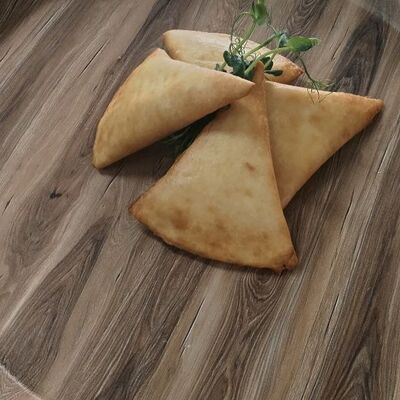 Эмпанадос с тунцом в Comida Mexicana по цене 19 р.