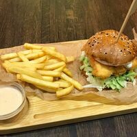 Фишбургер в Craft Lab Cafe